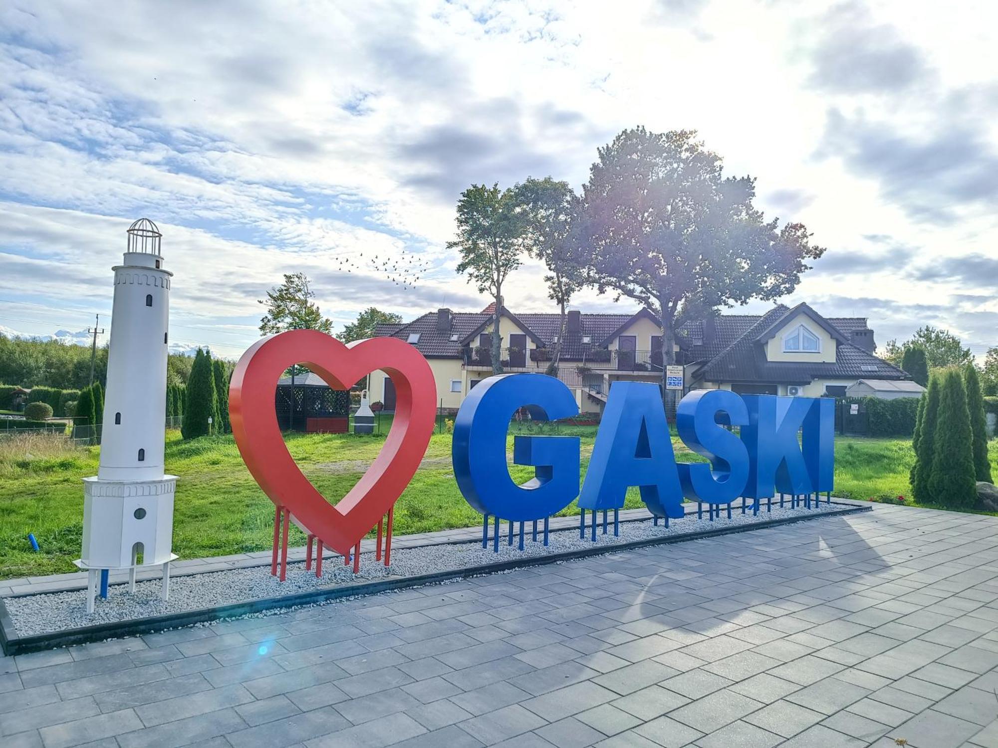 Zalotna Mewa Gaski Εξωτερικό φωτογραφία